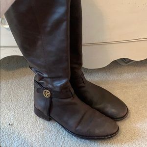tory burch boots